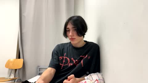 ian_bucks online show from February 2026 07:10:01 PM