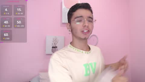 IAN CASTILLO online show from December 2024 11:15:02 AM