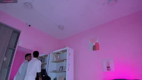 IAN CASTILLO online show from November 2025 11:10:01 AM