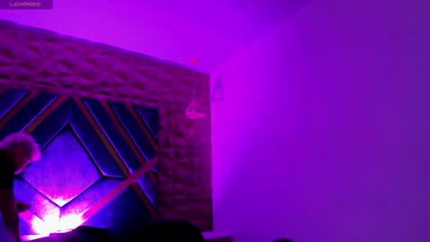 IAN CASTILLO online show from February 2026 11:20:01 AM