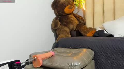 Iam online show from April 2026 11:10:02 PM