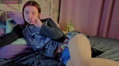 Ian online show from February 2026 12:37:02 AM