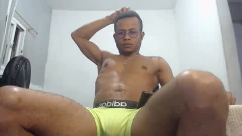 ian_tuner online show from September 2025 07:32:01 AM