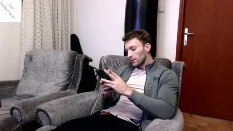 Snapshot of ianandersson27 chatting on January 2025 03:55:01 AM Ian Andersson online show from January 2025 03:55:01 AM