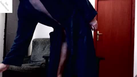 Snapshot of ianandersson27 chatting on January 2025 12:57:02 AM Ian Andersson online show from January 2025 12:57:02 AM