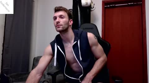 Snapshot of ianandersson27 chatting on January 2025 02:04:02 AM Ian Andersson online show from January 2025 02:04:02 AM