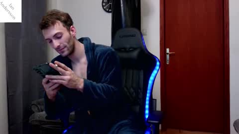 Snapshot of ianandersson27 chatting on January 2025 02:40:02 AM Ian Andersson online show from January 2025 02:40:02 AM