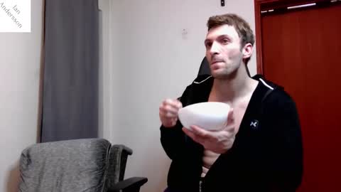 Snapshot of ianandersson27 chatting on February 2025 04:47:01 AM Ian Andersson online show from February 2025 04:47:01 AM