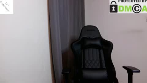 Snapshot of ianandersson27 chatting on March 2025 03:26:02 AM Ian Andersson online show from March 2025 03:26:02 AM