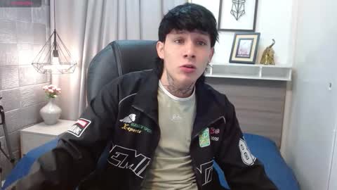 Snapshot of iancute_ chatting on October 2025 08:07:02 PM ian online show from October 2025 08:07:02 PM