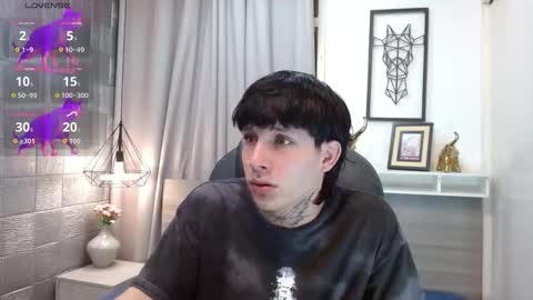 Snapshot of iancute_ chatting on October 2025 06:23:01 PM ian online show from October 2025 06:23:01 PM