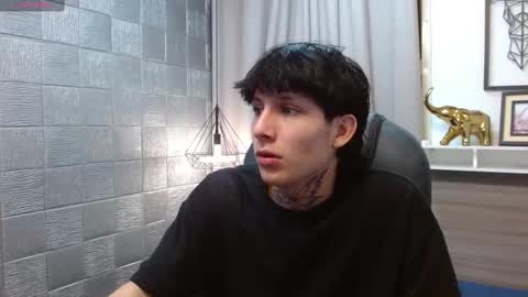 Snapshot of iancute_ chatting on November 2025 08:42:02 PM ian online show from November 2025 08:42:02 PM