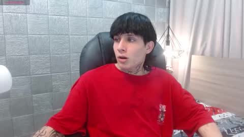 Snapshot of iancute_ chatting on November 2025 07:24:02 PM ian online show from November 2025 07:24:02 PM