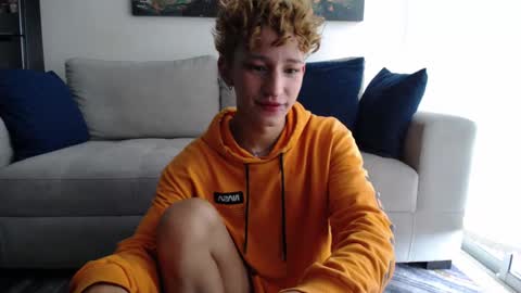 Snapshot of iangel_ chatting on January 2026 05:38:02 PM ian online show from January 2026 05:38:02 PM