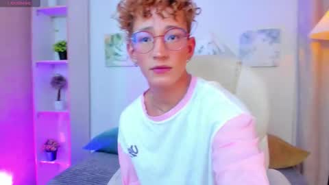 Snapshot of iangel_ chatting on January 2026 03:23:02 AM ian online show from January 2026 03:23:02 AM