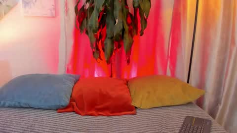 Snapshot of iangel_ chatting on January 2026 04:28:01 AM ian online show from January 2026 04:28:01 AM