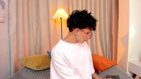 Snapshot of iangel_ chatting on February 2026 03:48:02 AM ian online show from February 2026 03:48:02 AM