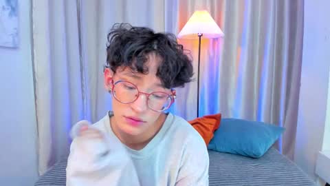 Snapshot of iangel_ chatting on March 2026 03:45:02 AM ian online show from March 2026 03:45:02 AM