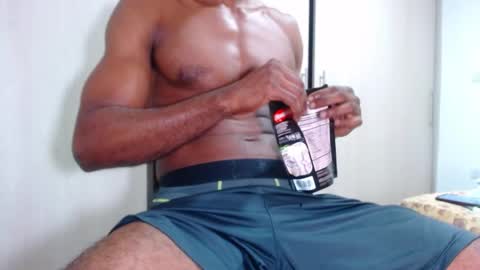 Snapshot of ianrashatxxx chatting on December 2024 09:52:01 PM Ian Rashad online show from December 2024 09:52:01 PM
