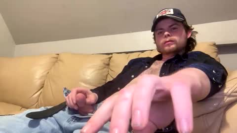 Snapshot of ianrobbins6 chatting on March 2026 07:13:01 AM ianrobbins6 online show from March 2026 07:13:01 AM