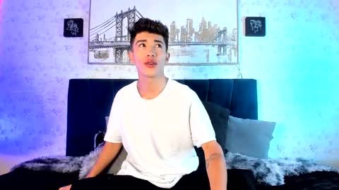 Snapshot of ianwayne_ chatting on January 2025 07:42:01 AM Andrew online show from January 2025 07:42:01 AM