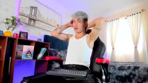 Snapshot of ianwayne_ chatting on March 2025 07:20:02 PM Andrew online show from March 2025 07:20:02 PM