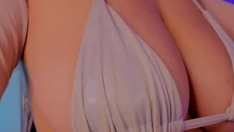 Snapshot of iara_smith_ chatting on April 2026 11:45:02 AM iara smith online show from April 2026 11:45:02 AM