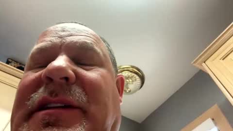 Snapshot of icanmakeyousquirt69 chatting on May 2026 07:22:02 PM icanmakeyousquirt69 online show from May 2026 07:22:02 PM