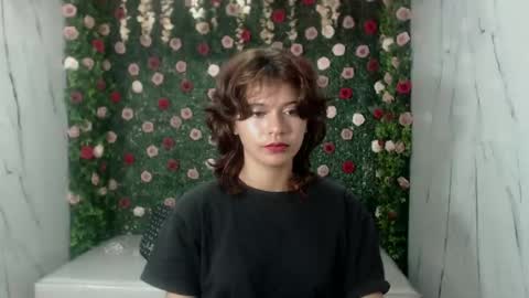 ice_199 online show from November 2025 09:48:02 PM