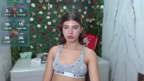 ice_199 online show from December 2025 01:47:01 AM