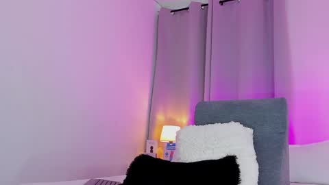 Snapshot of ice_grace chatting on January 2025 02:07:01 PM ice online show from January 2025 02:07:01 PM