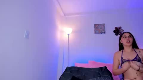 Snapshot of ice_grace chatting on September 2025 01:22:01 PM ice online show from September 2025 01:22:01 PM