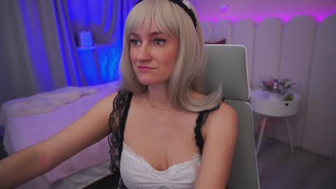 Snapshot of ice_kitty chatting on December 2024 05:12:01 AM ice_kitty online show from December 2024 05:12:01 AM