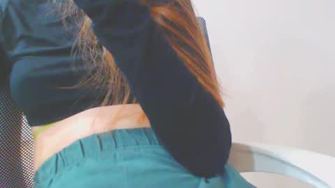 Snapshot of icebaby16 chatting on January 2025 10:16:02 AM Ice online show from January 2025 10:16:02 AM