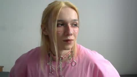 Snapshot of icebenz chatting on April 2026 11:26:02 AM Jade online show from April 2026 11:26:02 AM