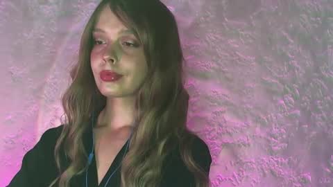 Snapshot of icecreamamy chatting on September 2025 10:32:02 PM Nina online show from September 2025 10:32:02 PM