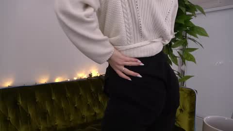 Danielle online show from January 2025 05:33:02 PM