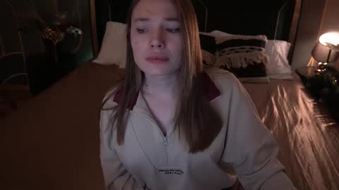 Danielle online show from December 2025 01:41:02 PM