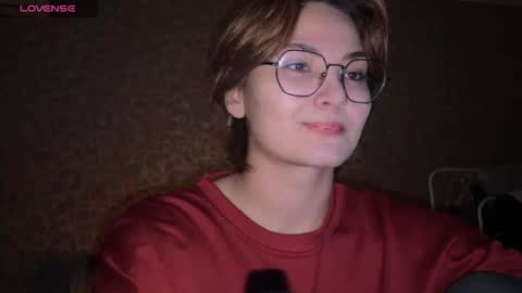 Ksenia online show from December 2025 08:50:02 PM