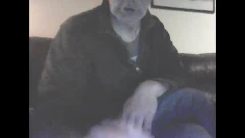 Snapshot of icemandude chatting on April 2026 09:45:01 PM icemandude online show from April 2026 09:45:01 PM
