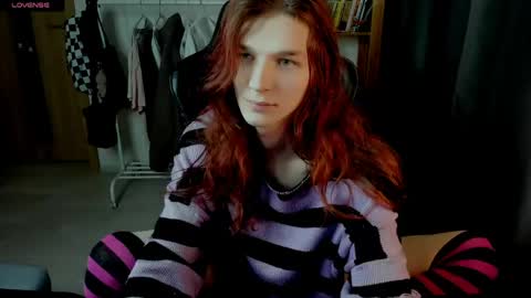 Snapshot of iceseeker2 chatting on April 2026 07:03:01 AM Mike online show from April 2026 07:03:01 AM