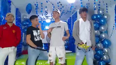 THOMAS AND DAMIAND online show from January 2025 05:51:01 PM