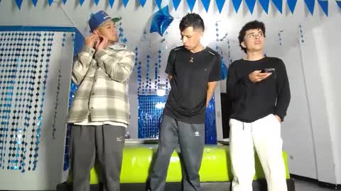 THOMAS AND DAMIAND online show from February 2025 12:43:02 PM