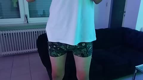 Snapshot of icheinfachich13 chatting on September 2025 01:18:01 AM icheinfachich13 online show from September 2025 01:18:01 AM