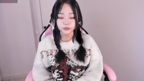 Snapshot of ichigo_o chatting on December 2024 06:25:02 AM Hitomi online show from December 2024 06:25:02 AM