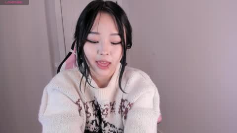 Snapshot of ichigo_o chatting on December 2024 09:30:02 AM Hitomi online show from December 2024 09:30:02 AM