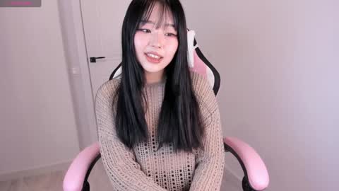 Snapshot of ichigo_o chatting on December 2024 06:29:02 AM Hitomi online show from December 2024 06:29:02 AM