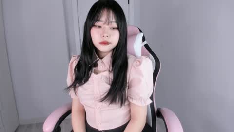 Snapshot of ichigo_o chatting on January 2025 05:20:02 AM Hitomi online show from January 2025 05:20:02 AM