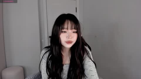 Snapshot of ichigo_o chatting on October 2025 11:37:01 PM Hitomi online show from October 2025 11:37:01 PM