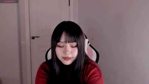 Snapshot of ichigo_o chatting on November 2025 02:33:02 AM Hitomi online show from November 2025 02:33:02 AM